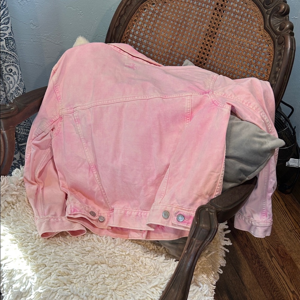 GAP Women's Tie-dyed Light Pink Jean Jacket - Picture 9 of 9